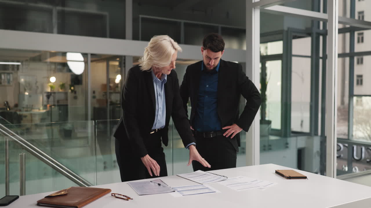 Business team collaborating in the office