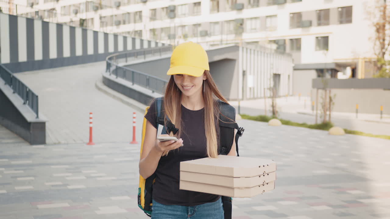 Consegna di pizza in città