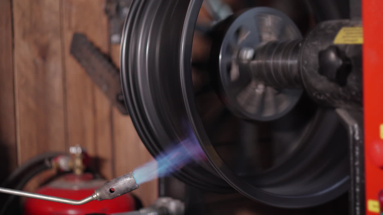 모터사이클 바 수리 (torch wheel repair)