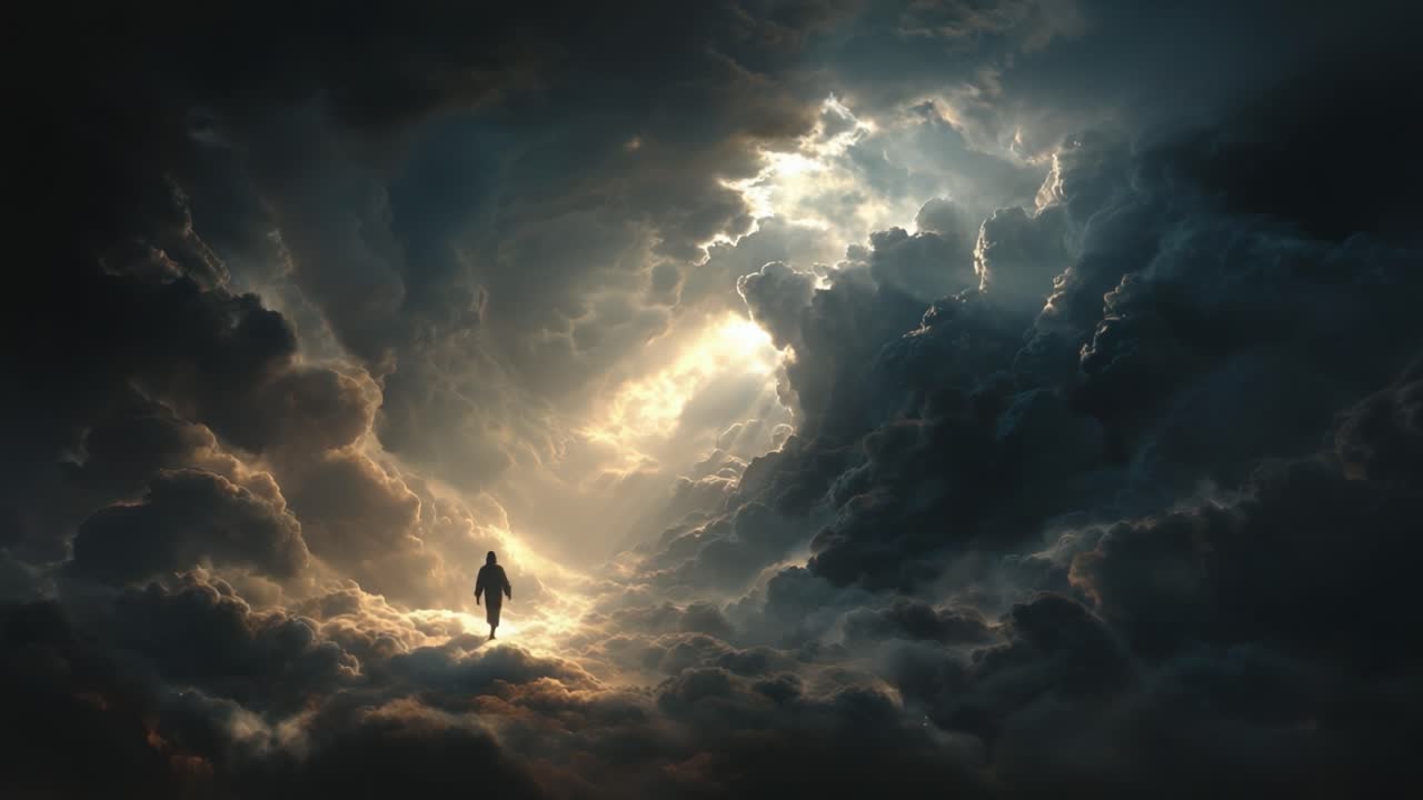 Una figura solitaria emerge dalle nuvole mistiche, bagnata da una luce eterea e circondata da un cielo drammatico, evocando temi di viaggio ed esplorazione.