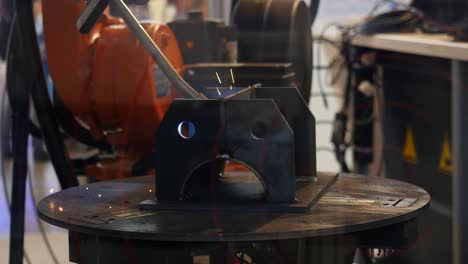 proceso de soldadura robótica automatizado