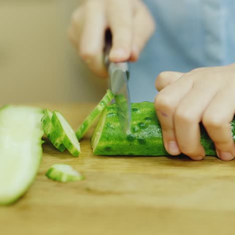 children learning to cook