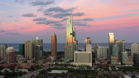 pink sunset over chicago south loop