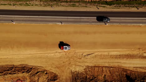 Vista-De-Arriba-Hacia-Abajo-De-Drones-Del-Sitio-De-Reconstrucción-De-Carreteras