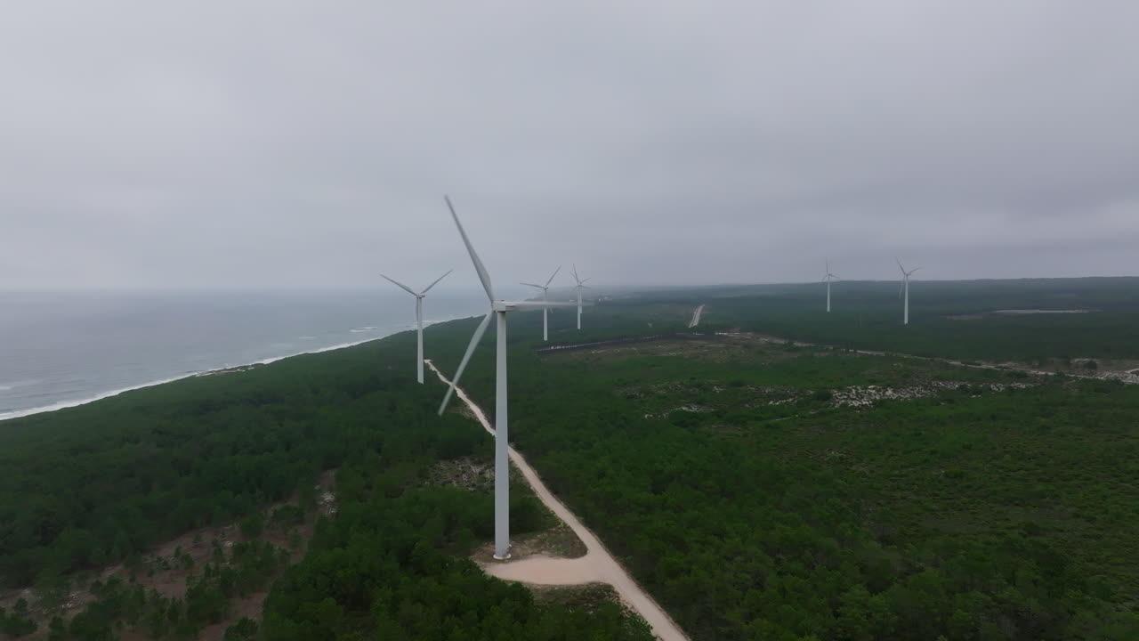 해안 풍력 발전소 공중 사진