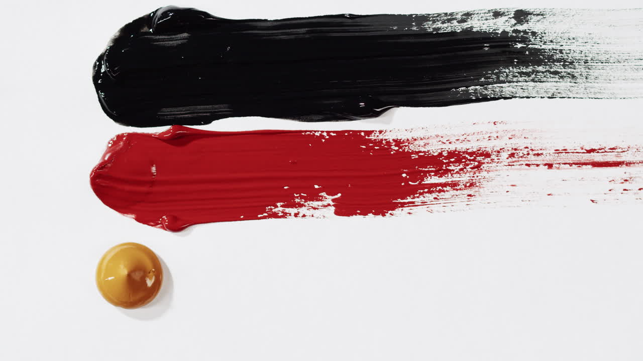 Paint strokes and colors with a paintbrush