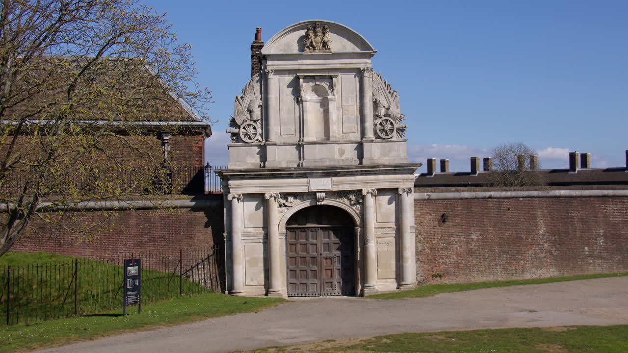 wide shot of the front entrance of Tilbury fort.