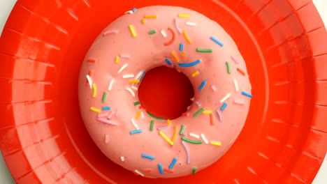 el donut está vidriado de cerca, con un bucle sin costuras.