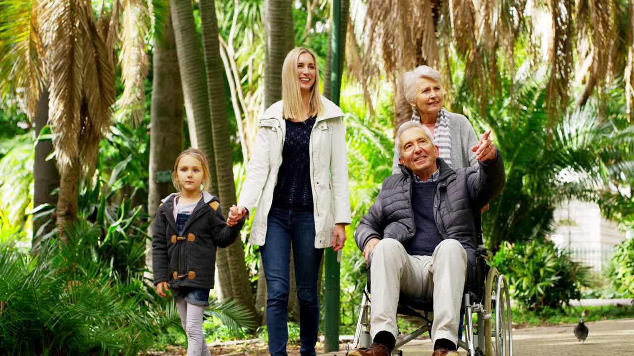 가족과 함께 나가는 기분이 좋습니다.