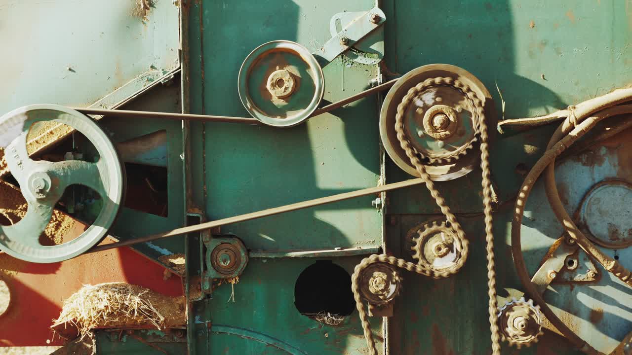 클로즈업 작업에서 오래된 조합기의 메커니즘