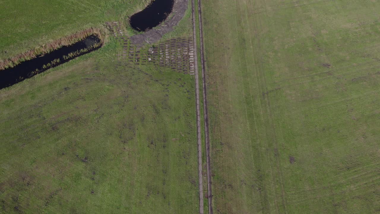 imágenes cinematográficas de drones del lugar llamado uetz en brandeburgo, alemania