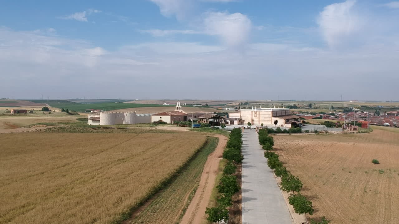 Bodega Gótica is a family business that has been producing grapes for several generations in the municipality of Rueda