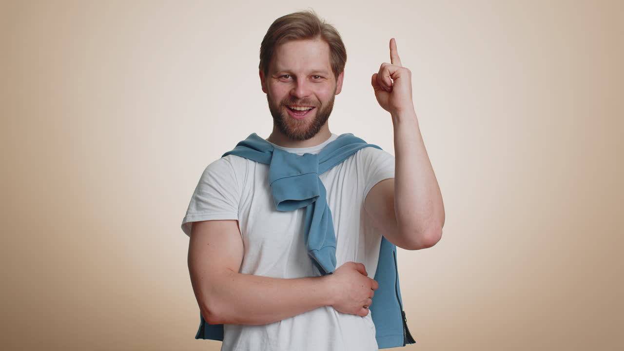 Inspired caucasian man having good idea startup plan showing inspiration motivation eureka gesture