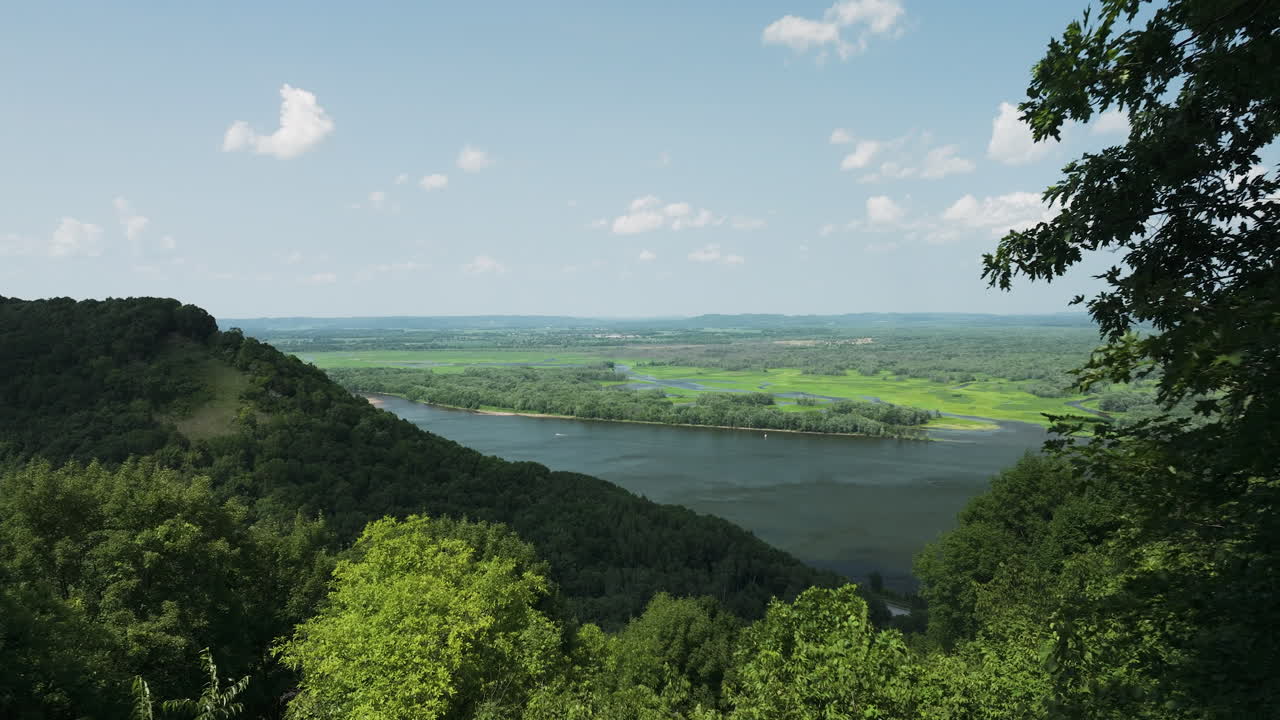 미네소타 의 그레이트 리버 블러프스 주립 공원 의 아름다운 풍경