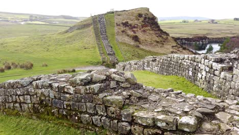 hadrians's wall roman wall at cawfields quarry, haltwhistle, hexham, northumberland, england