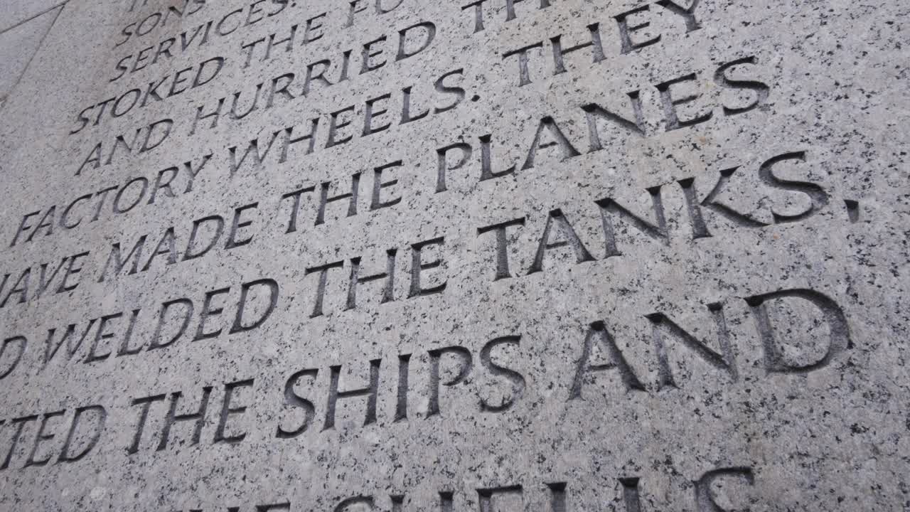 제2차 세계대전 기념관, 분수, 내셔널 몰에 위치한 태평양 기둥에 대한 아름다운 정경