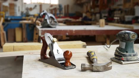 video of carpenters tools