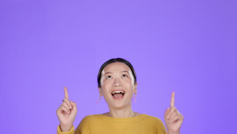 Smile,-woman-with-mockup-pointing-up