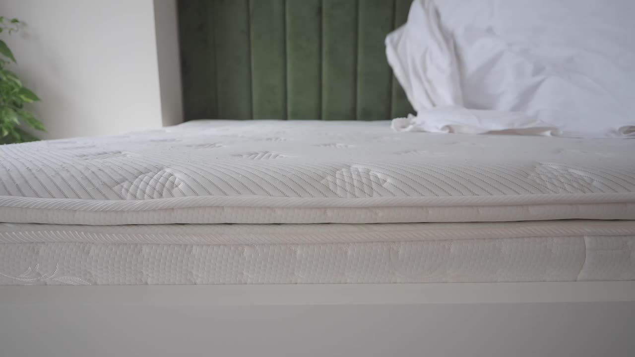 сделать постель.