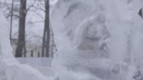 ice sculptor carving