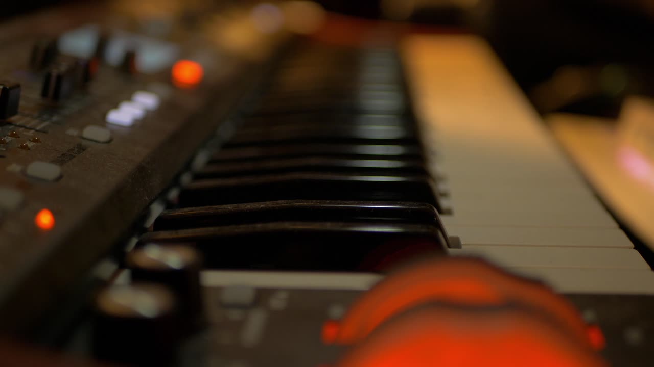 enfoque de teclado de piano a la antigua usanza