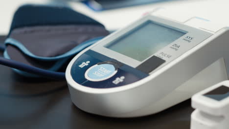 empty medical office equipped with diagnostic tools and blood pressure monitor