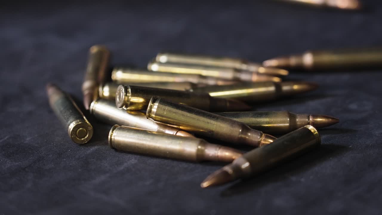 Slow roll of ammo into frame and to the pile.