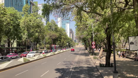 Geruch-Von-Kreisverkehr-Im-Paseo-De-La-Reforma-Mexiko