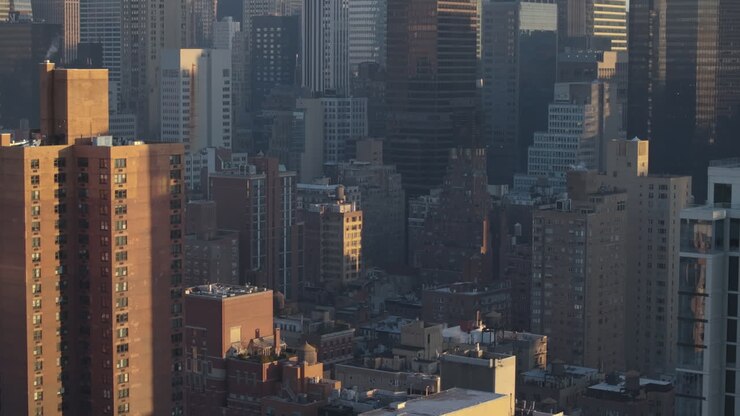 Veduta aerea di grattacieli a Midtown Manhattan. Scattato all'alba a New York City.
