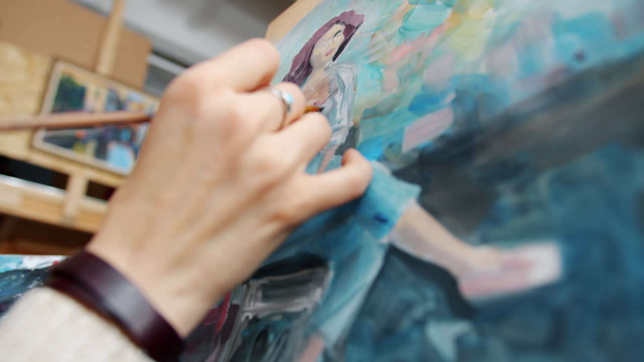 초상화를 그리는 여자