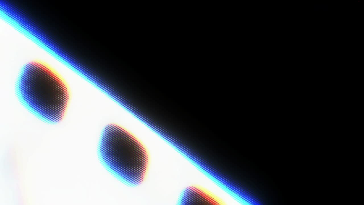 Transizione Glitch Digitale Astratta con Aberrazione Cromatica e Rumore.