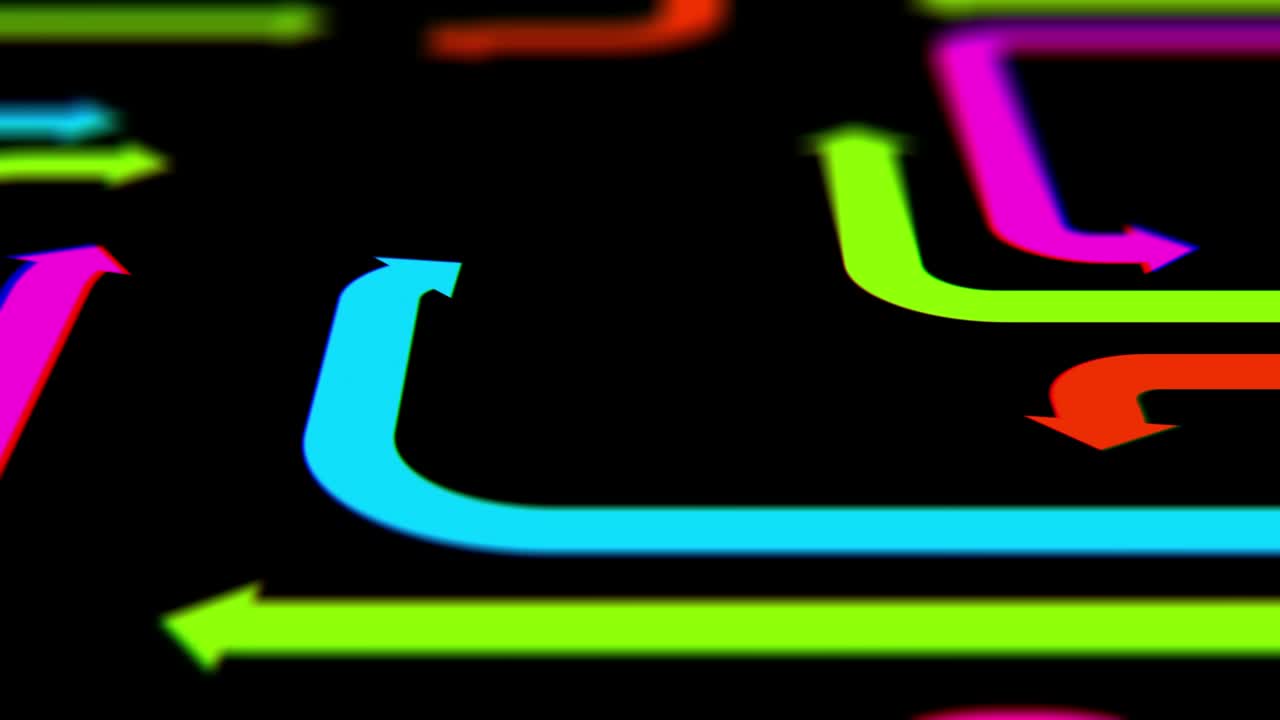 Sorvolando frecce variopinte su superficie nera, loop continuo, animazione CG
