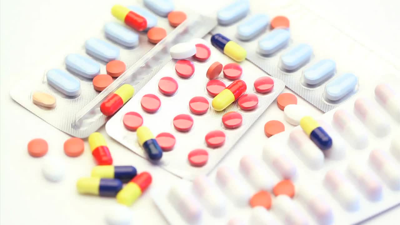 알약  ⁇ 과 태블릿 회전