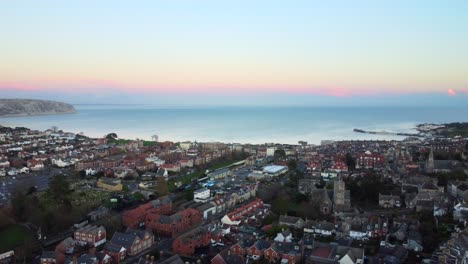 Aerial-view-of-the-bay-and-pier-in-Swanage-Town-on-the-coast-of-Dorset