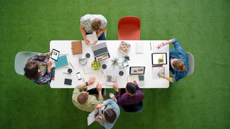 colaboración de equipo, reunión de estrategia