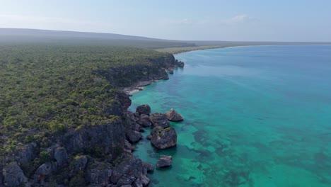 Caribbean-sea-along-rocky-coast-of-Jaragua-National-Park,-Pedernales-in-Dominican-Republic