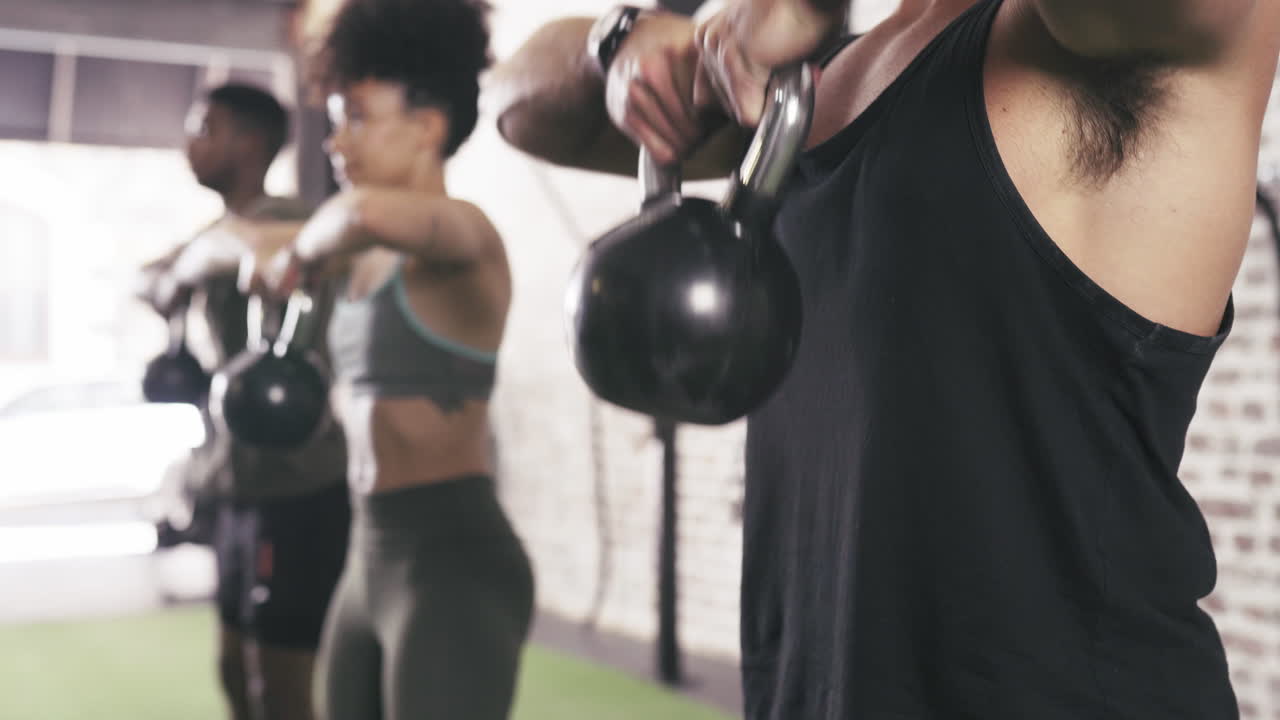 몸은 마음이 믿는 것을 성취합니다.