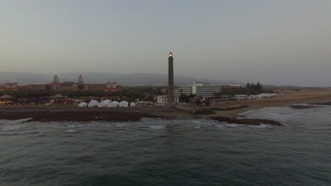 Resort-Y-Faro-De-Maspalomas-En-Antena-De-Gran-Canaria.