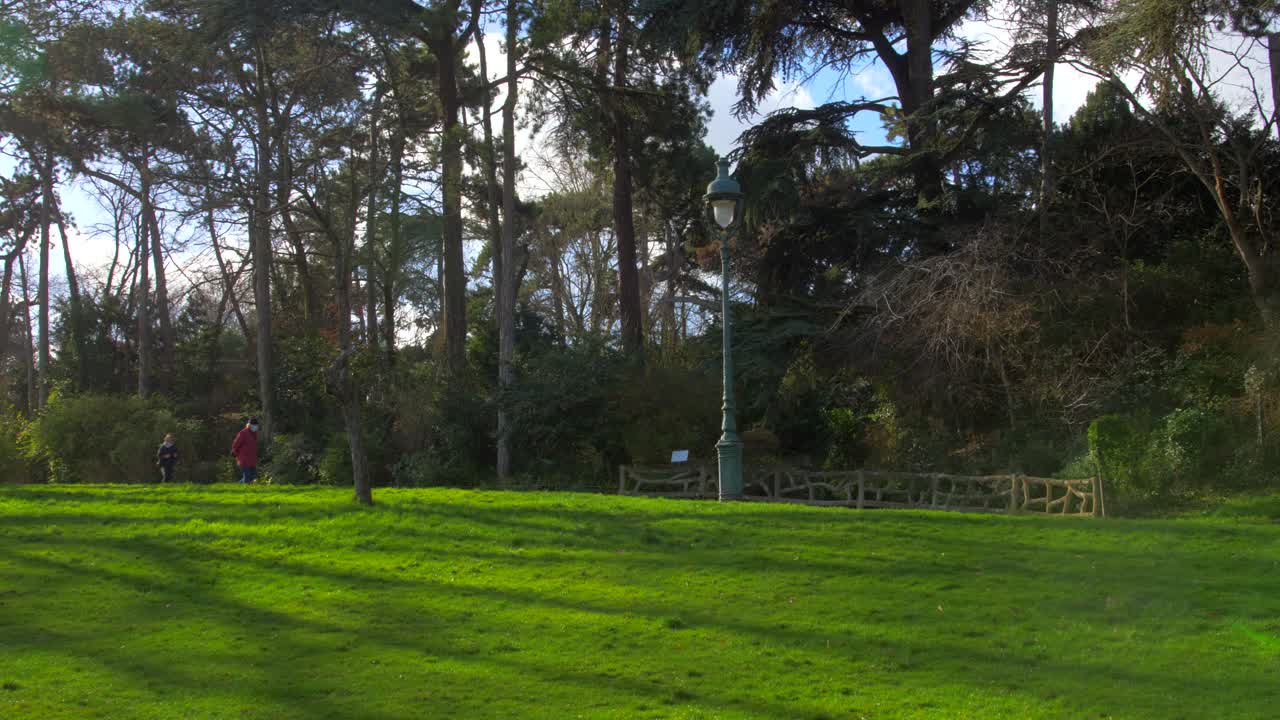 Beautiful Autumn Scenery In Parc Montsouris In Paris France - wide shot