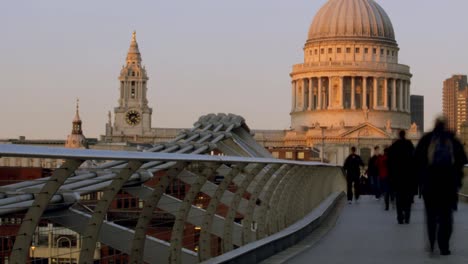 Puente-del-Milenio-de-Londres-05