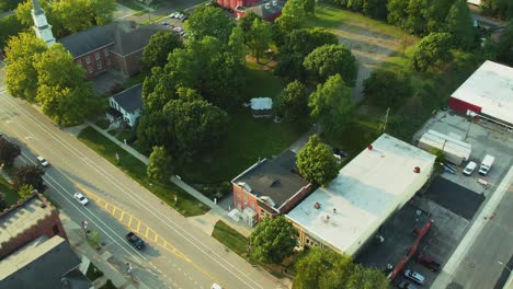 Drone-shot-of-Downtown-Palmyra-park-on-Main-Street-in-New-York