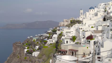 Blick-über-Die-Küste-Von-Santorin