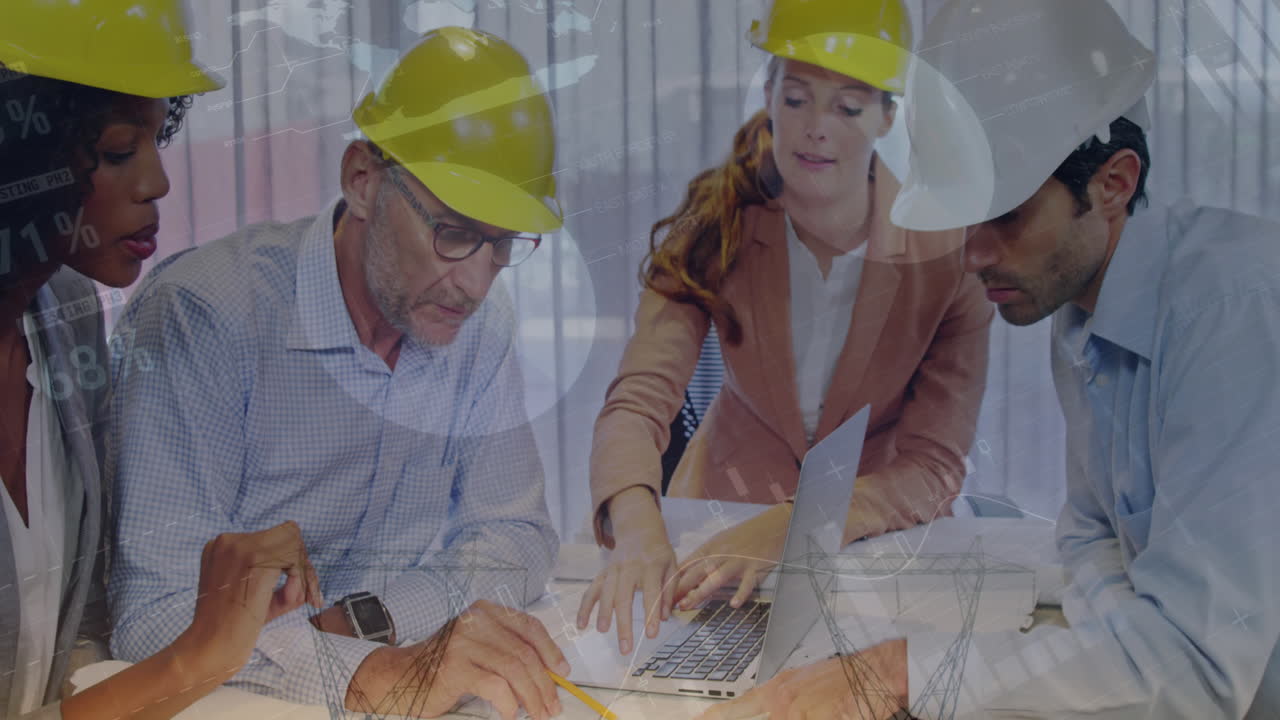 animación del procesamiento de datos estadísticos contra un equipo de diversos ingenieros que discuten juntos