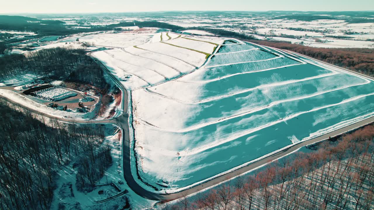 미국 펜실베이니아 주 나본에 있는 쓰레기 관리 서비스 랜드필드