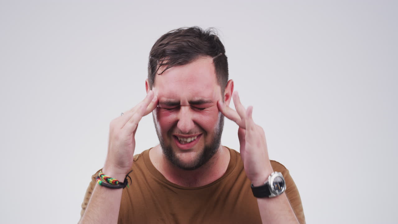 esta migraña me está matando