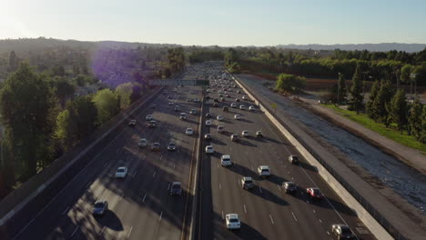 Sitting-directly-above-the-San-Fernando-Valley-freeway-during-rush-hour