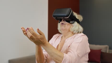 senior woman uses virtual reality headset