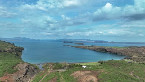 Thingvallavatn-Lake-At-Thingvellir-National-Park-In-South-Iceland