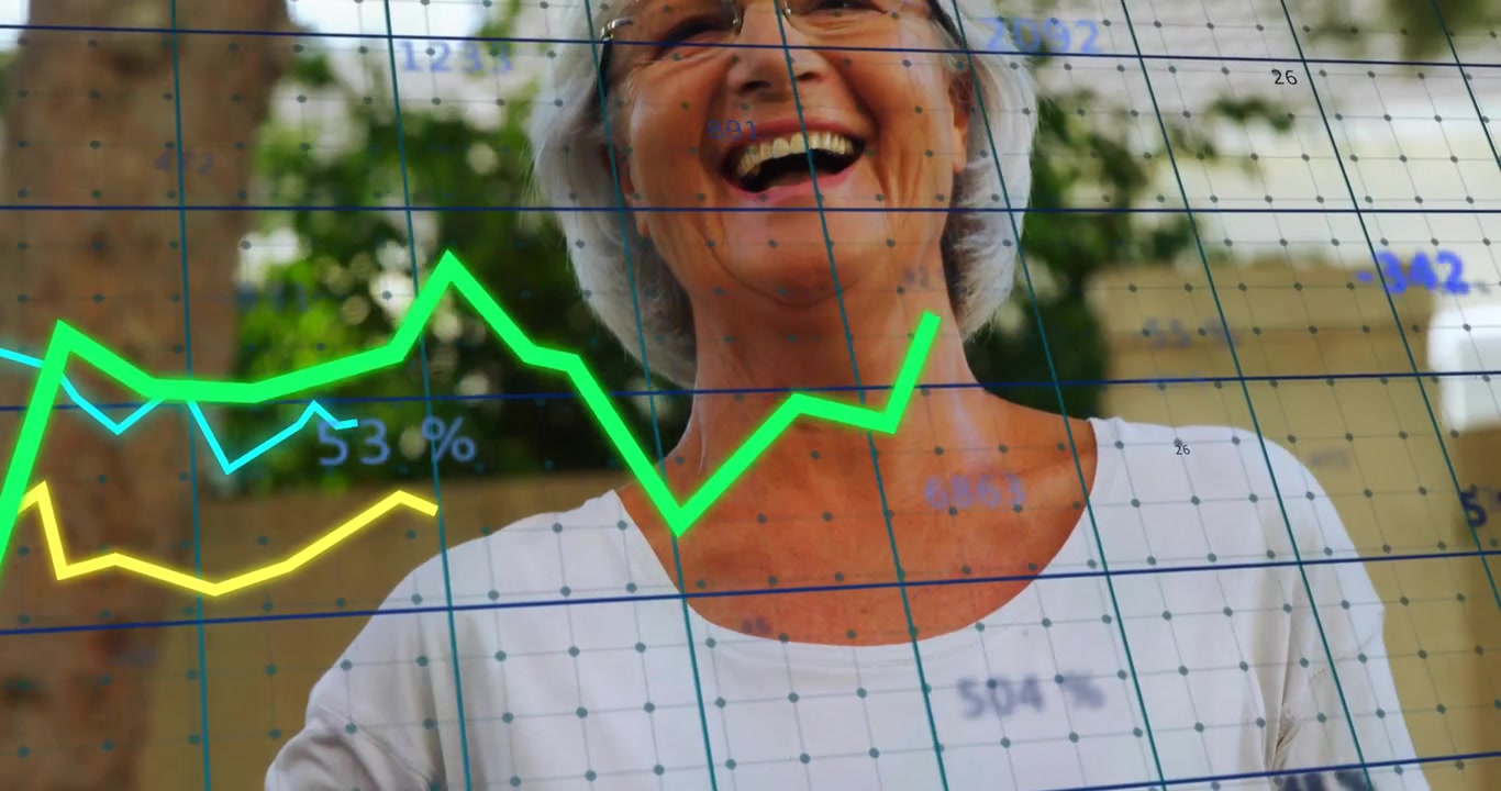 Donna anziana che tiene un tappetino da esercizio blu, attivando una griglia trasparente e grafici per il monitoraggio dei dati di fitness.