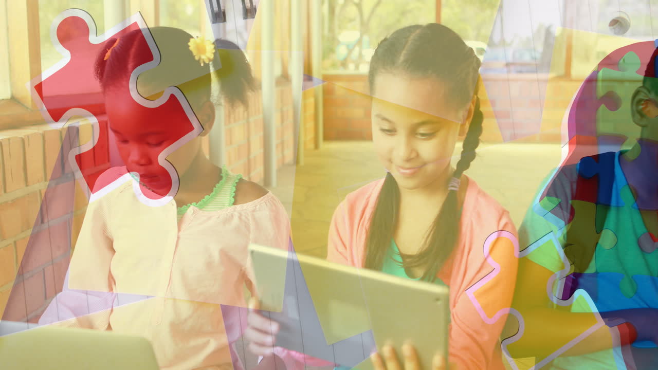 animación de piezas de rompecabezas sobre diversos escolares usando tableta